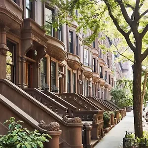  Quarto em Acomodações Particulares Cozy Townhouse In Manhattan